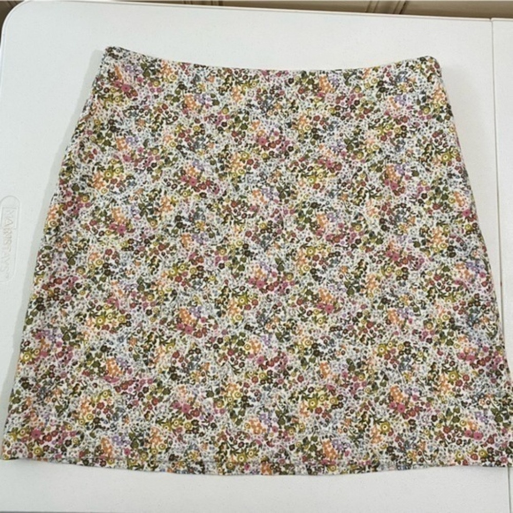 Loft Womens Floral skirt size 12